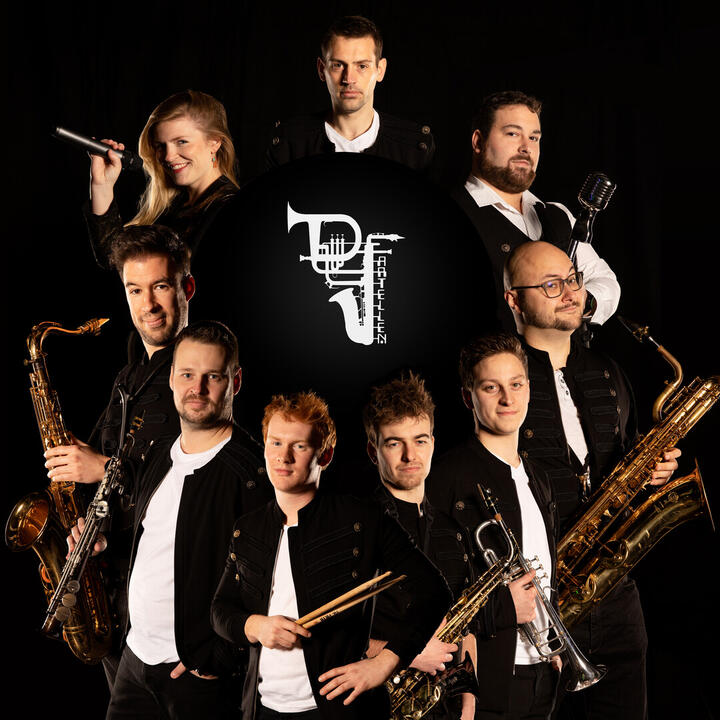 9 mensen