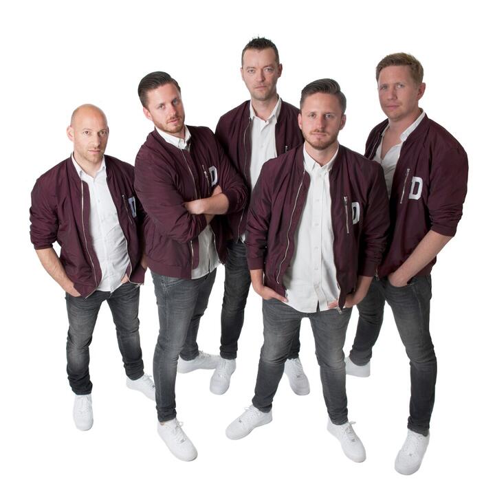 5 mensen