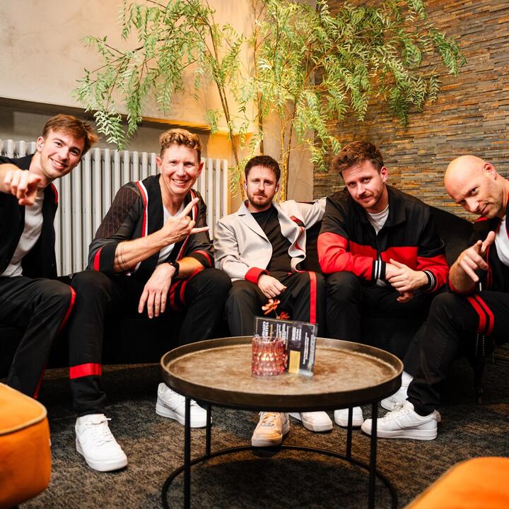 5 mensen