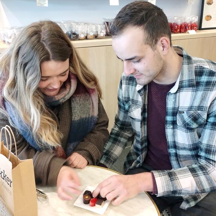 Geniet van een diversiteit aan chocolade tasters tijdens de Gentse Chocolade Tour