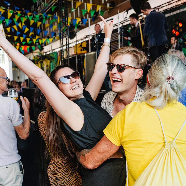 Mardi Gras Heet Zweet