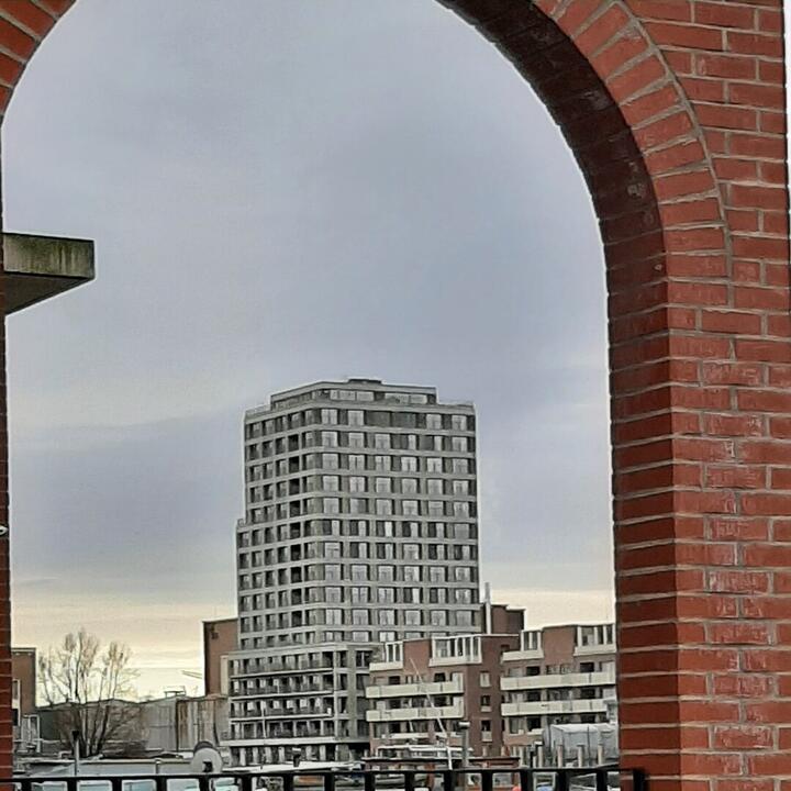 Zicht op de vernieuwde "Oude Dokken" havengebied Gent