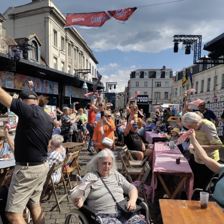 Vlasmarkt voor ouderen